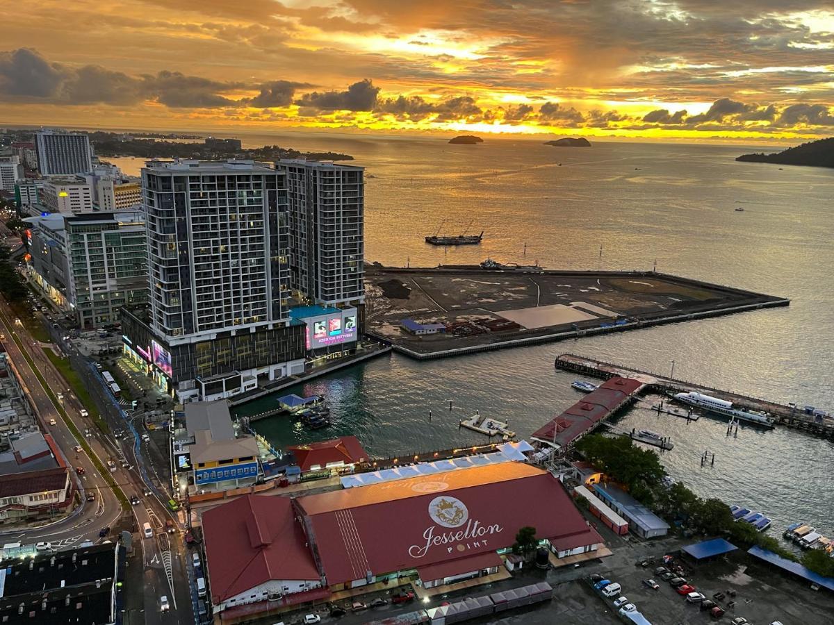 Jesselton Point Seaview Homestay Kota Kinabalu Ngoại thất bức ảnh